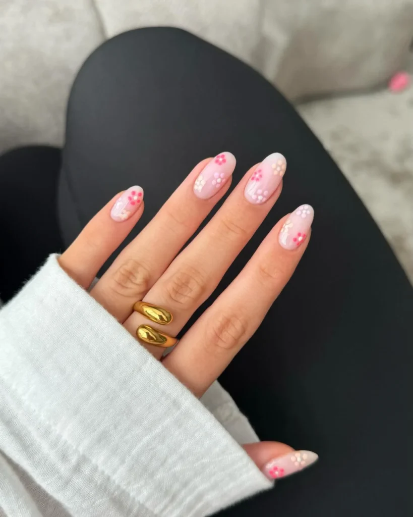 pastel peach nail color